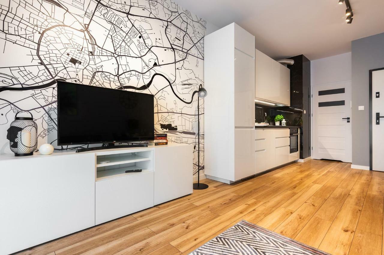 Novum Apartment With Parking 克拉科夫 外观 照片