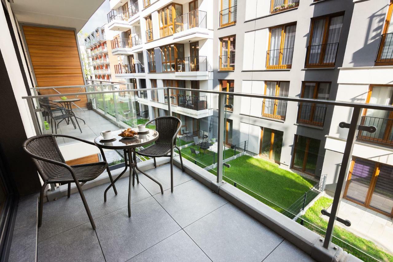 Novum Apartment With Parking 克拉科夫 外观 照片