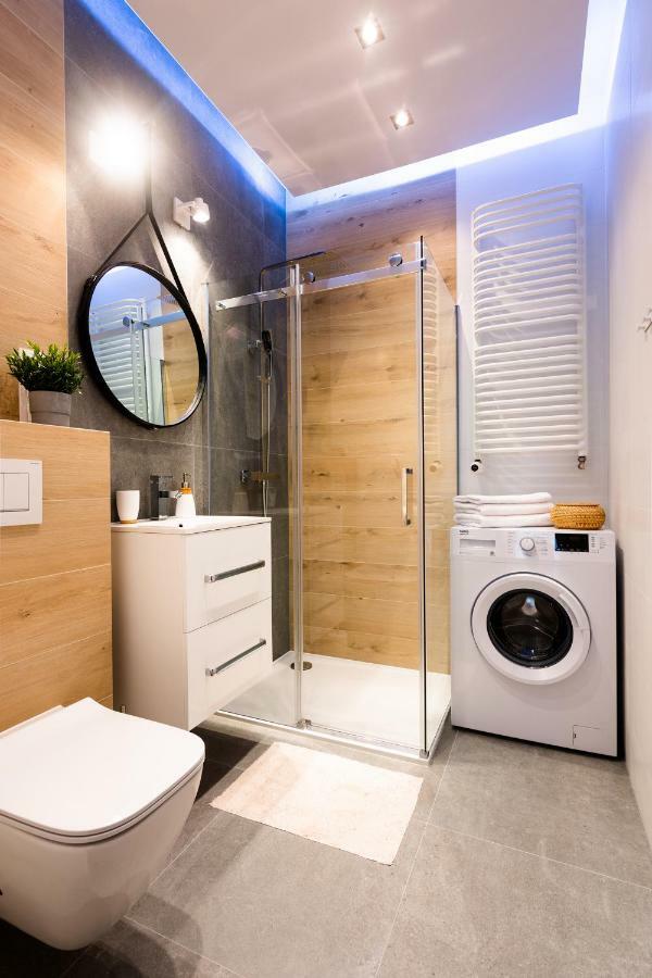 Novum Apartment With Parking 克拉科夫 外观 照片