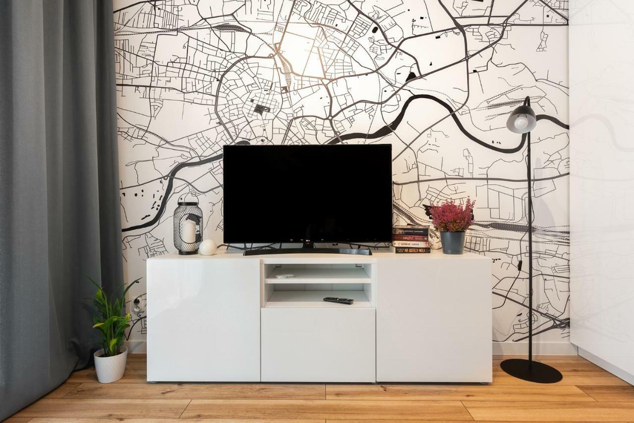 Novum Apartment With Parking 克拉科夫 外观 照片